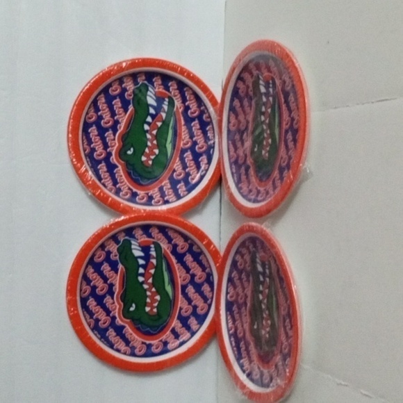 Florida Gators Party Plates  Lot of 4 sets of 8- 6-3/4 in NIP - Picture 2 of 3